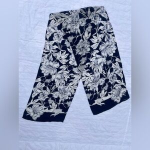 Liz Claiborne Black and White Floral Scarf
